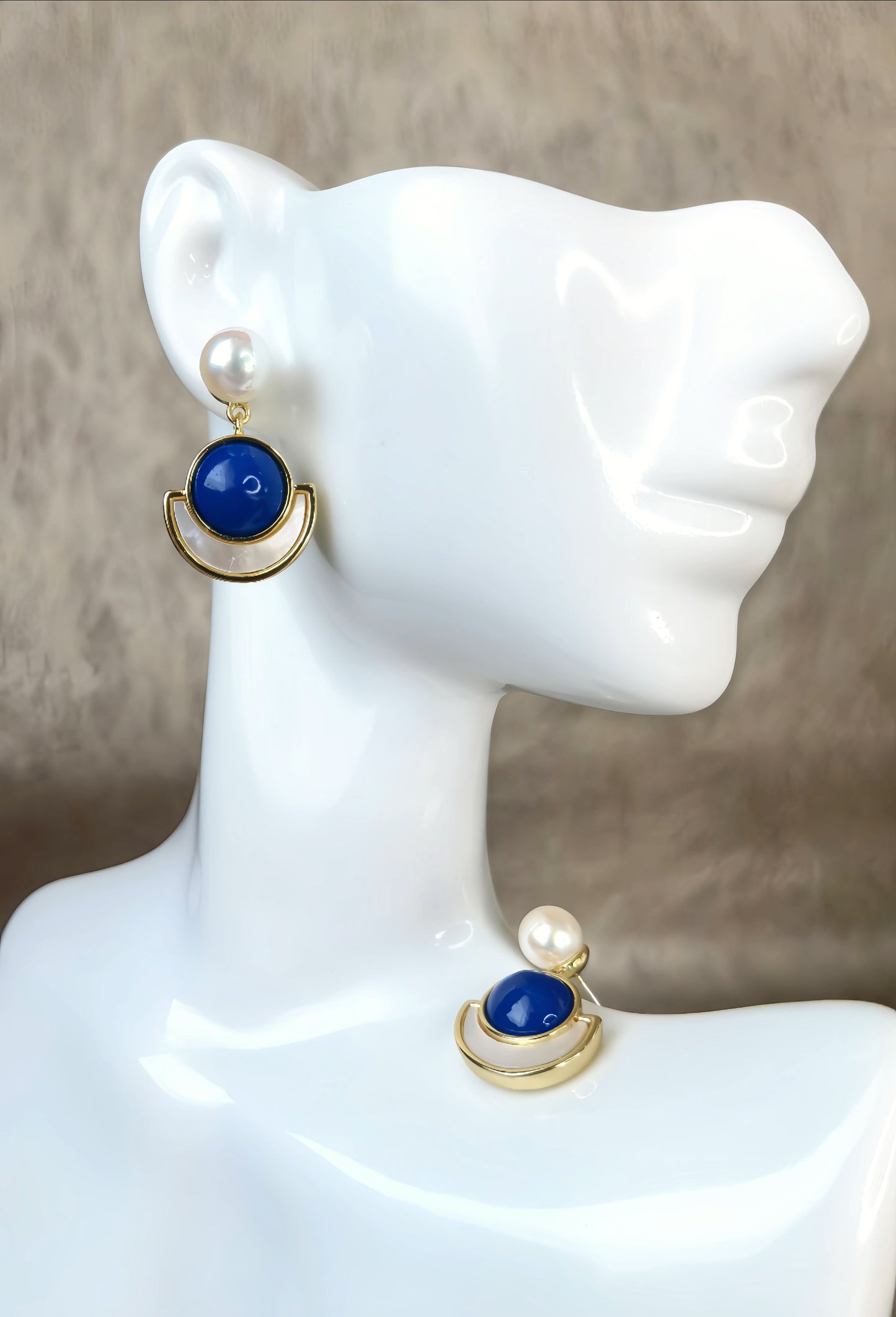 Pearl Mother-of-Pearl Pendant Earring