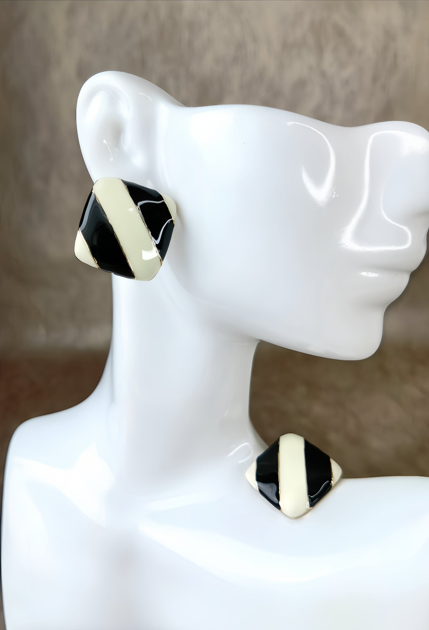 Black and Ivory Colored Enamel Earring (piano key design)