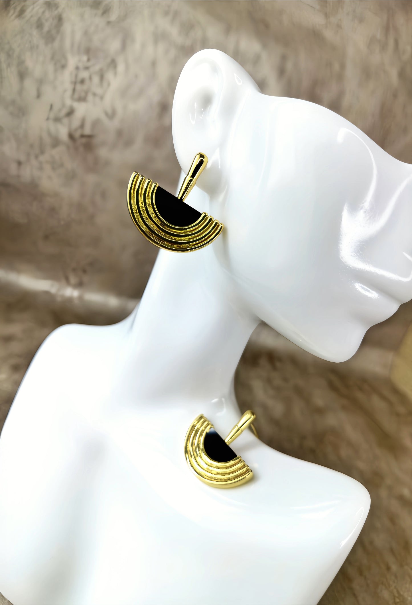 Golden with Black Enamel Scalloped Earring