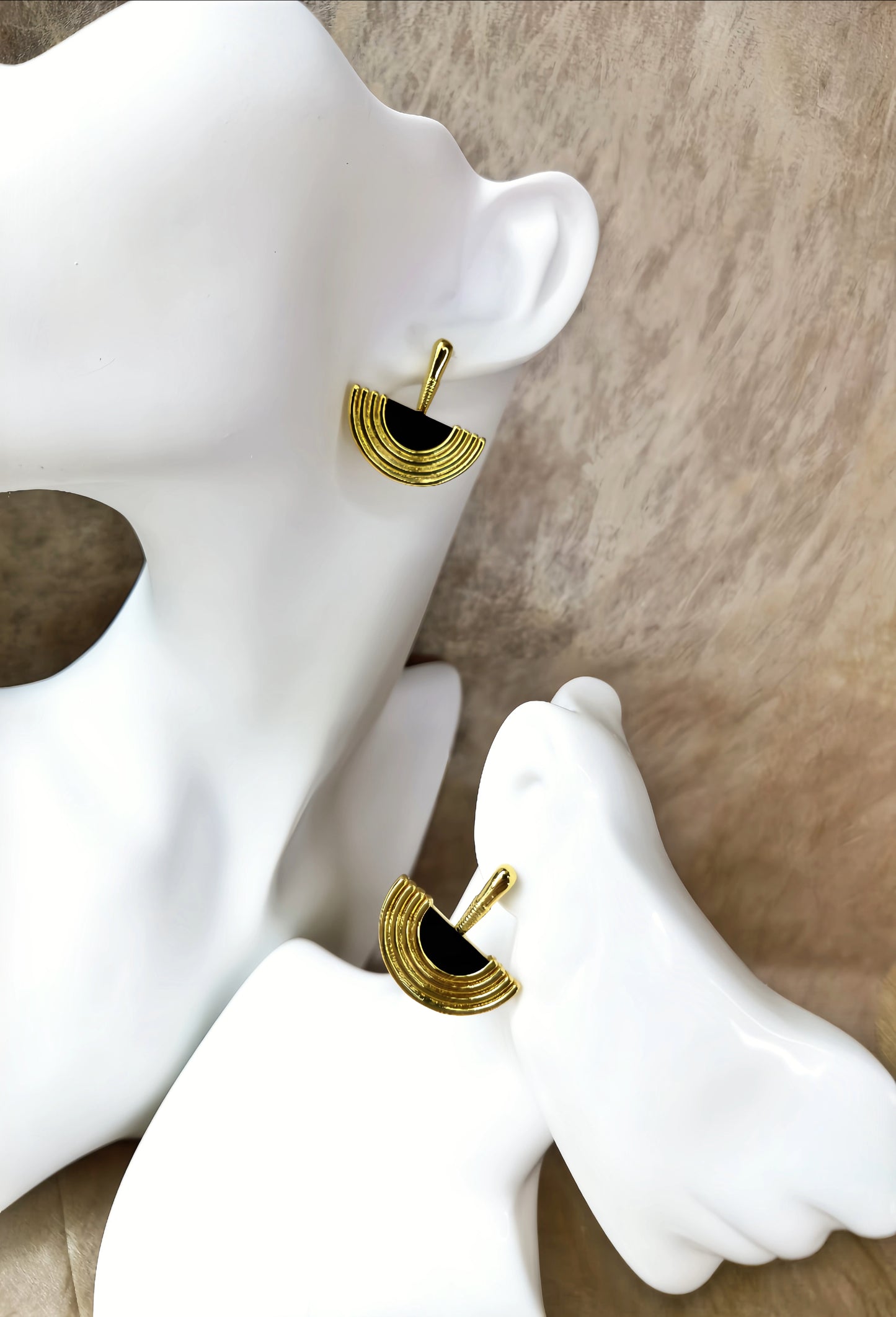 Golden with Black Enamel Scalloped Earring