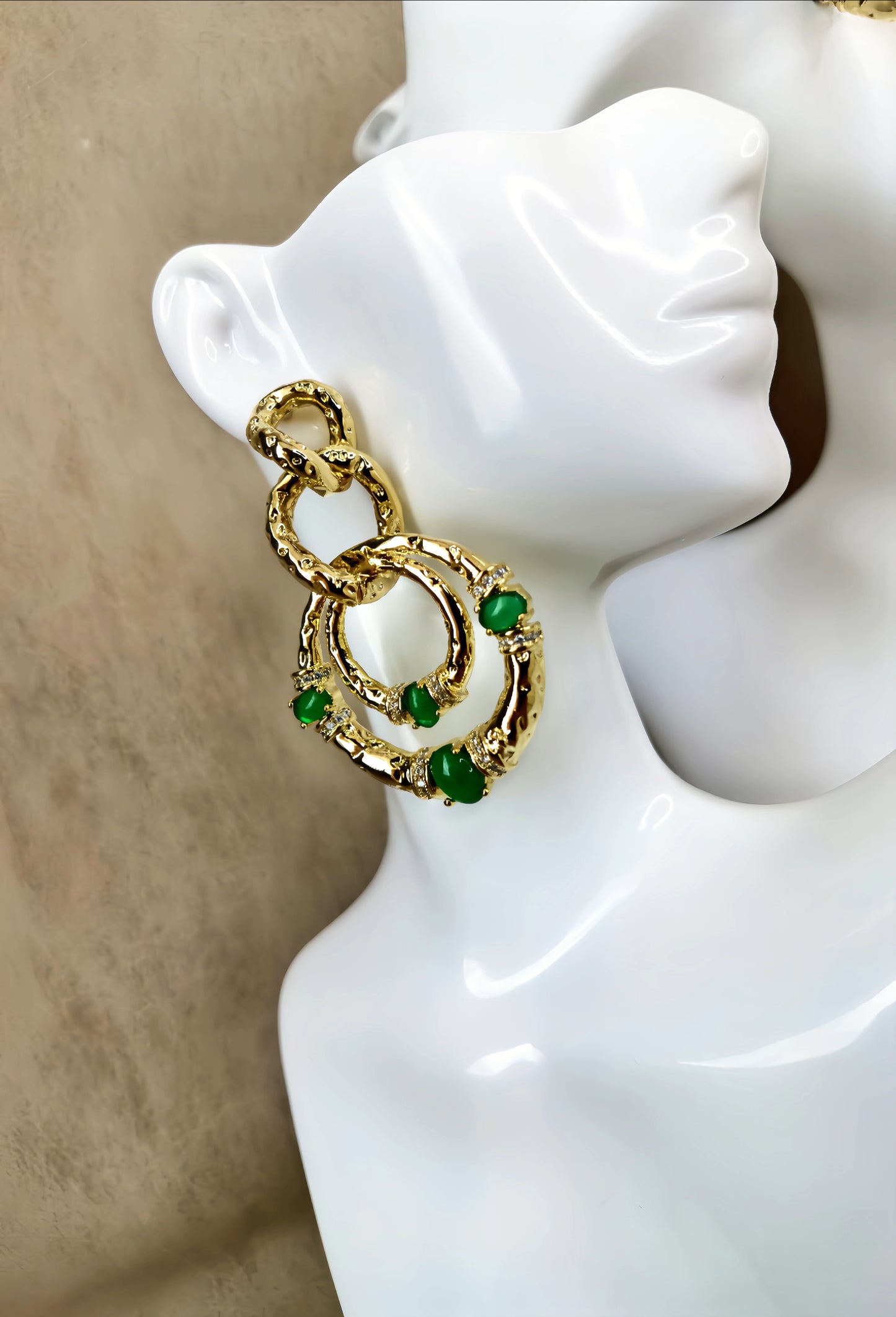 Golden Emerald Green Pendant Earring (designer edition)