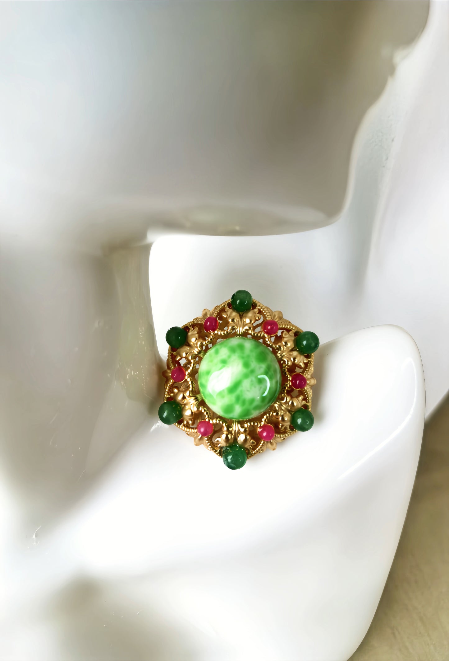 Colored Jewel Earring - Emerald Dream (collectors edition)