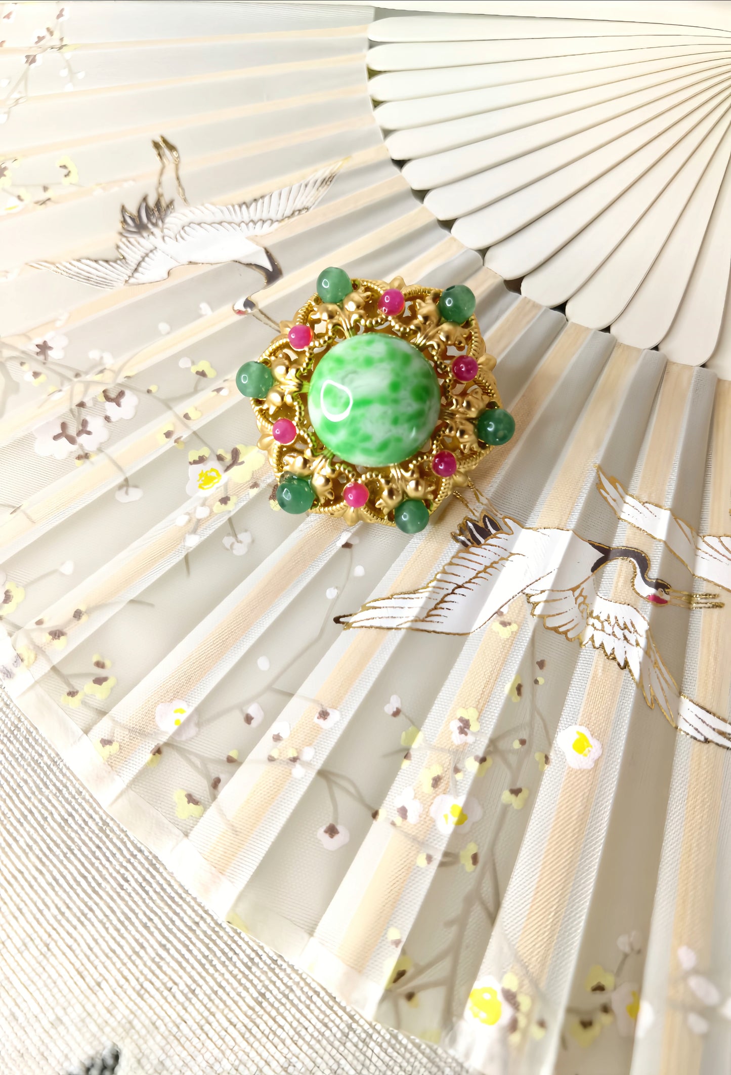 Colored Jewel Earring - Emerald Dream (collectors edition)