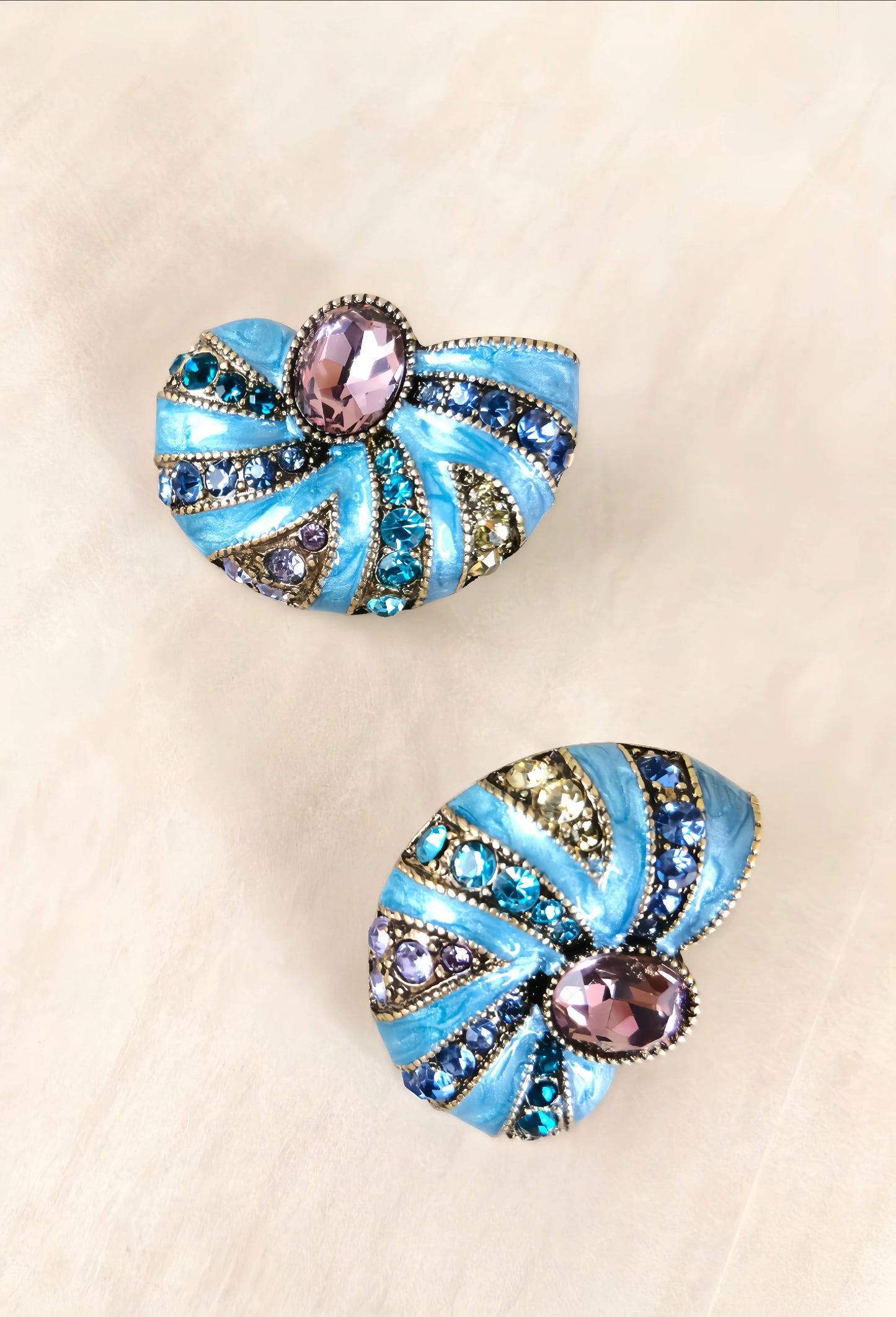 Blue Dream Earring - Conch style (collectors edition)