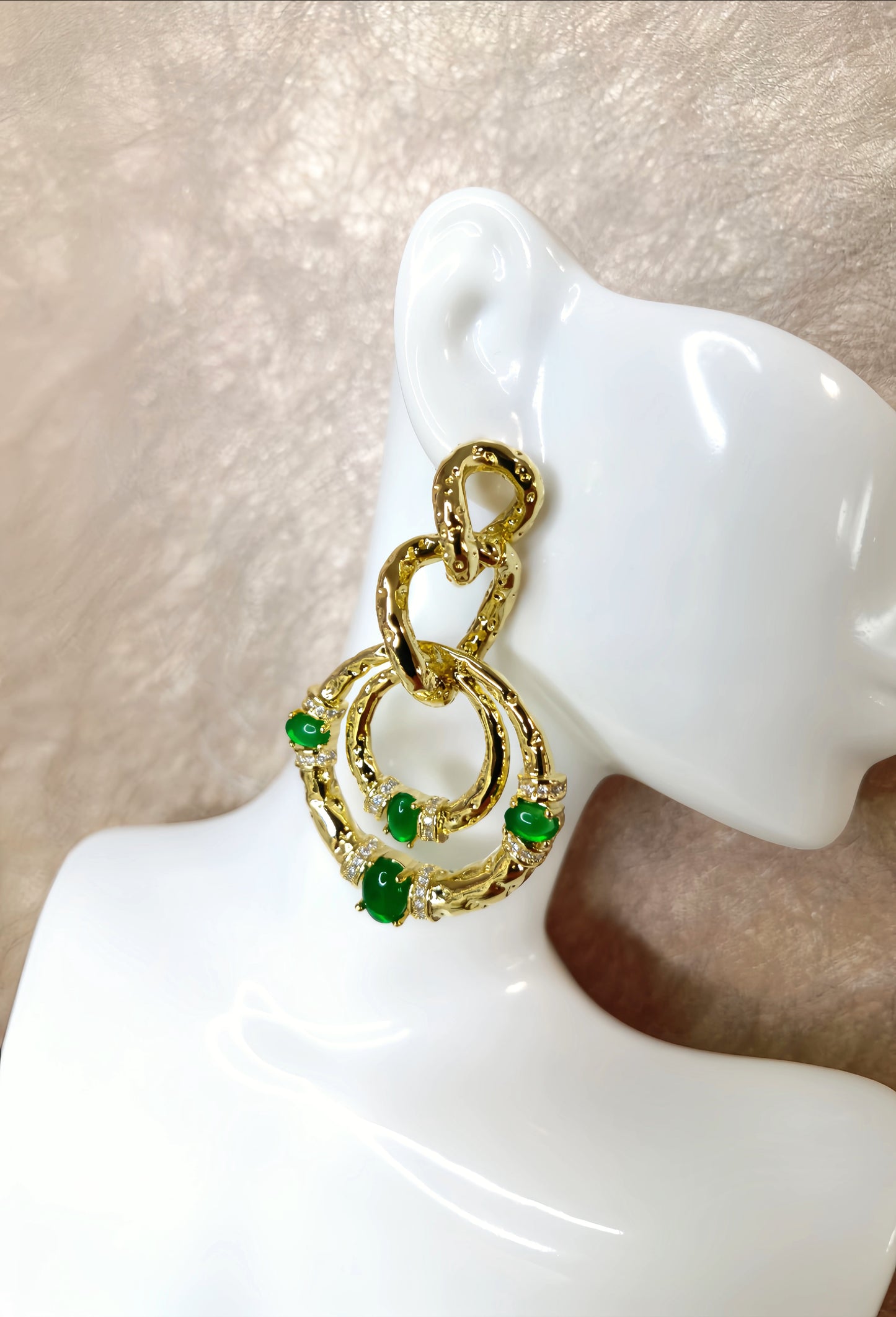 Golden Emerald Green Pendant Earring (designer edition)