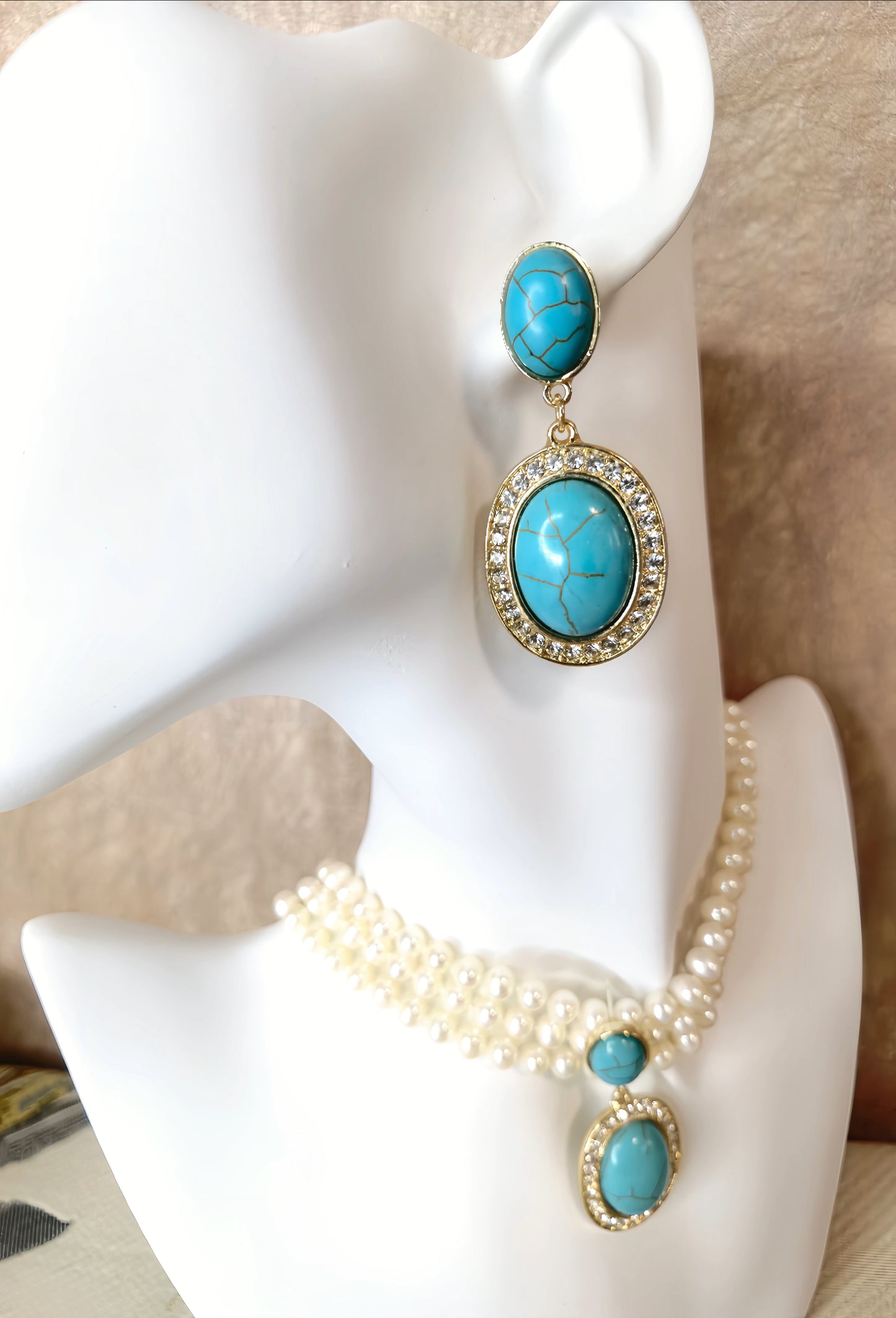 Classic Vintage Turquoise Pendant Earring