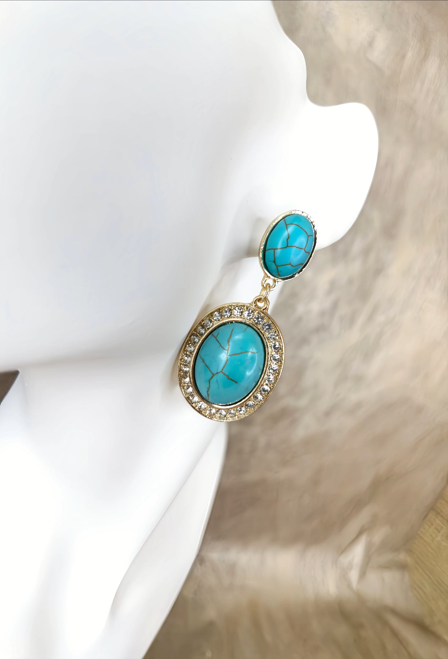 Classic Vintage Turquoise Pendant Earring