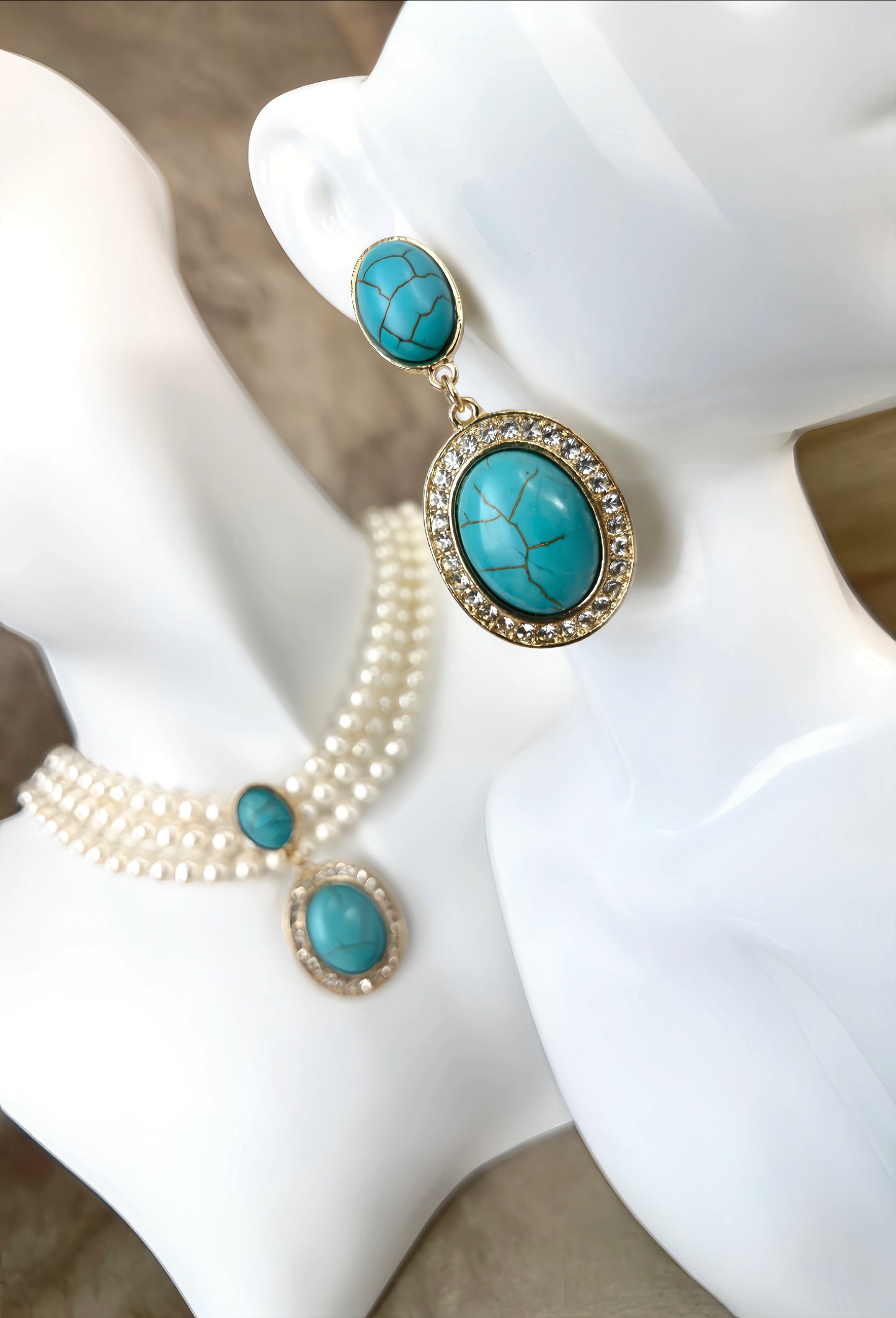 Classic Vintage Turquoise Pendant Earring