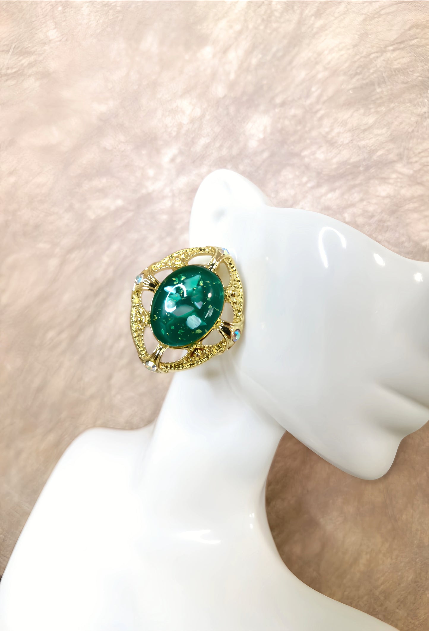 Vintage Golden Emerald Green Stone Stud Earring