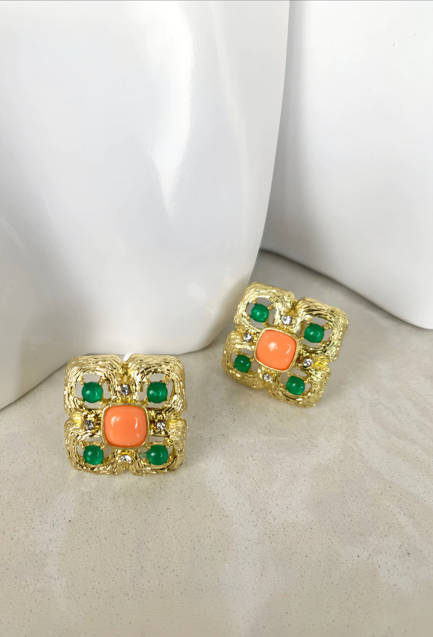 Colored Jewel Earring - Coral Dream (collectors edition)