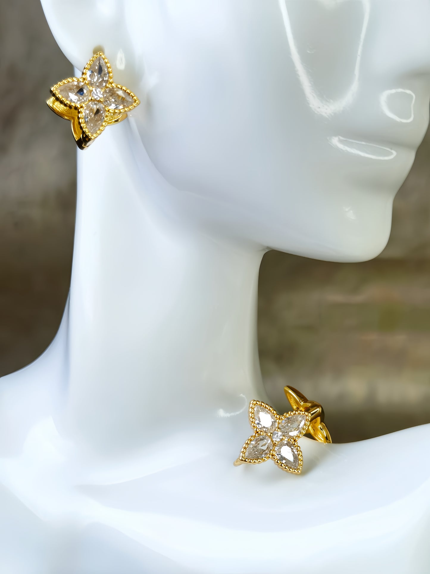 Golden Flower Double-side Ear Buckle