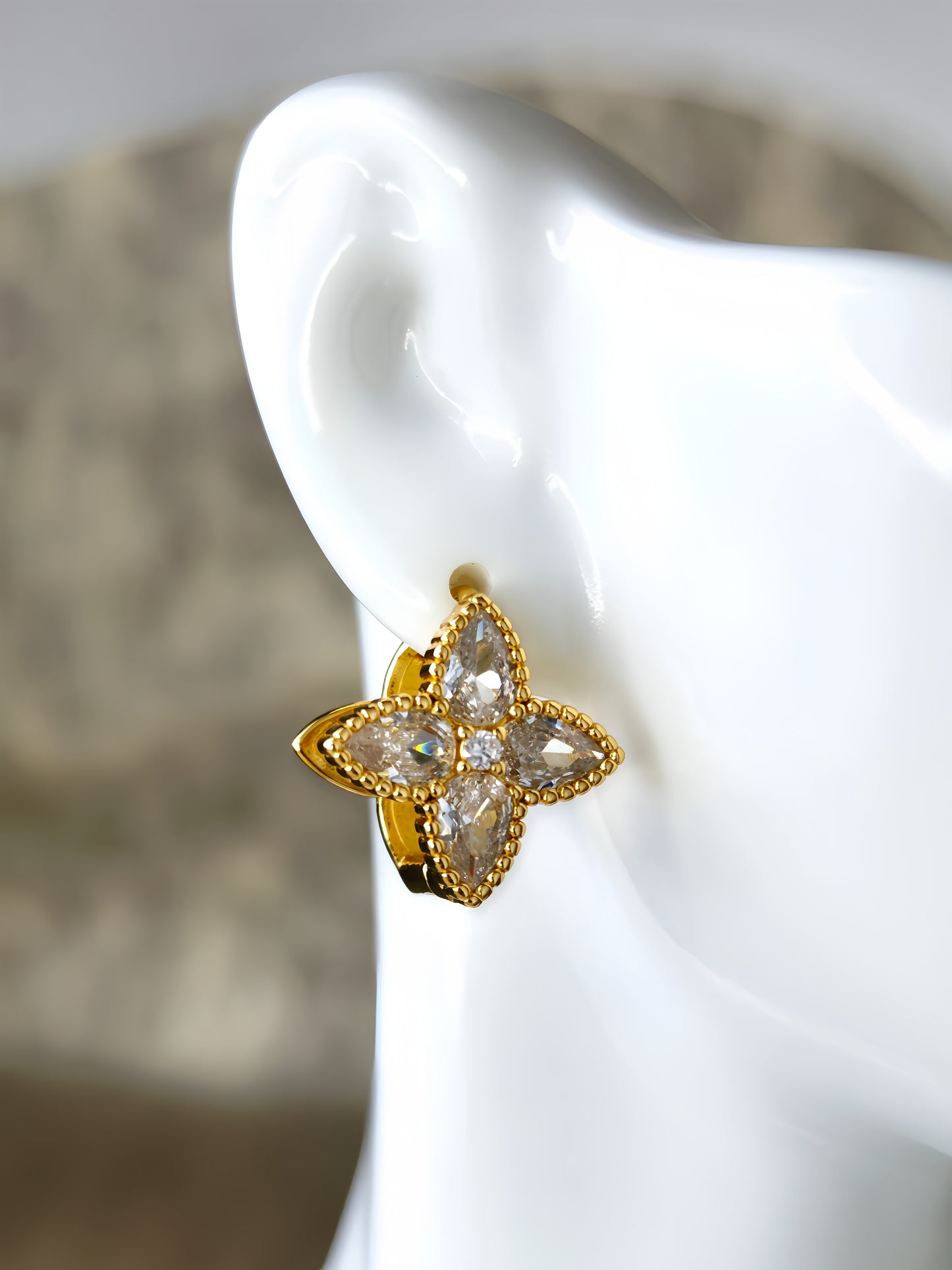 Golden Flower Double-side Ear Buckle