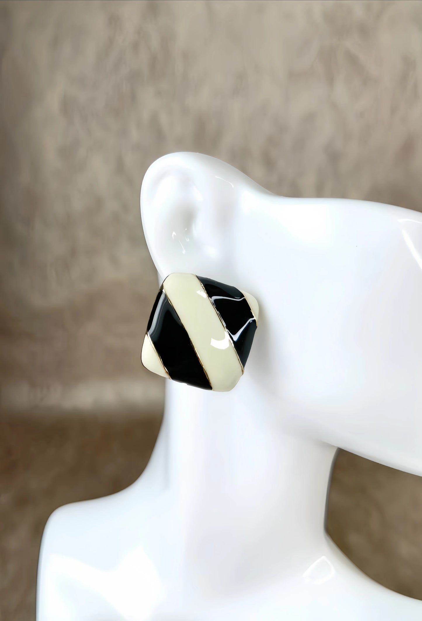 Black and Ivory Colored Enamel Earring (piano key design)