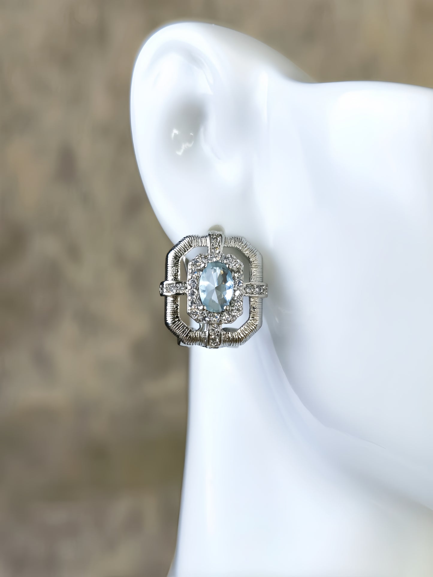 Silver Aquamarine Stud Earring