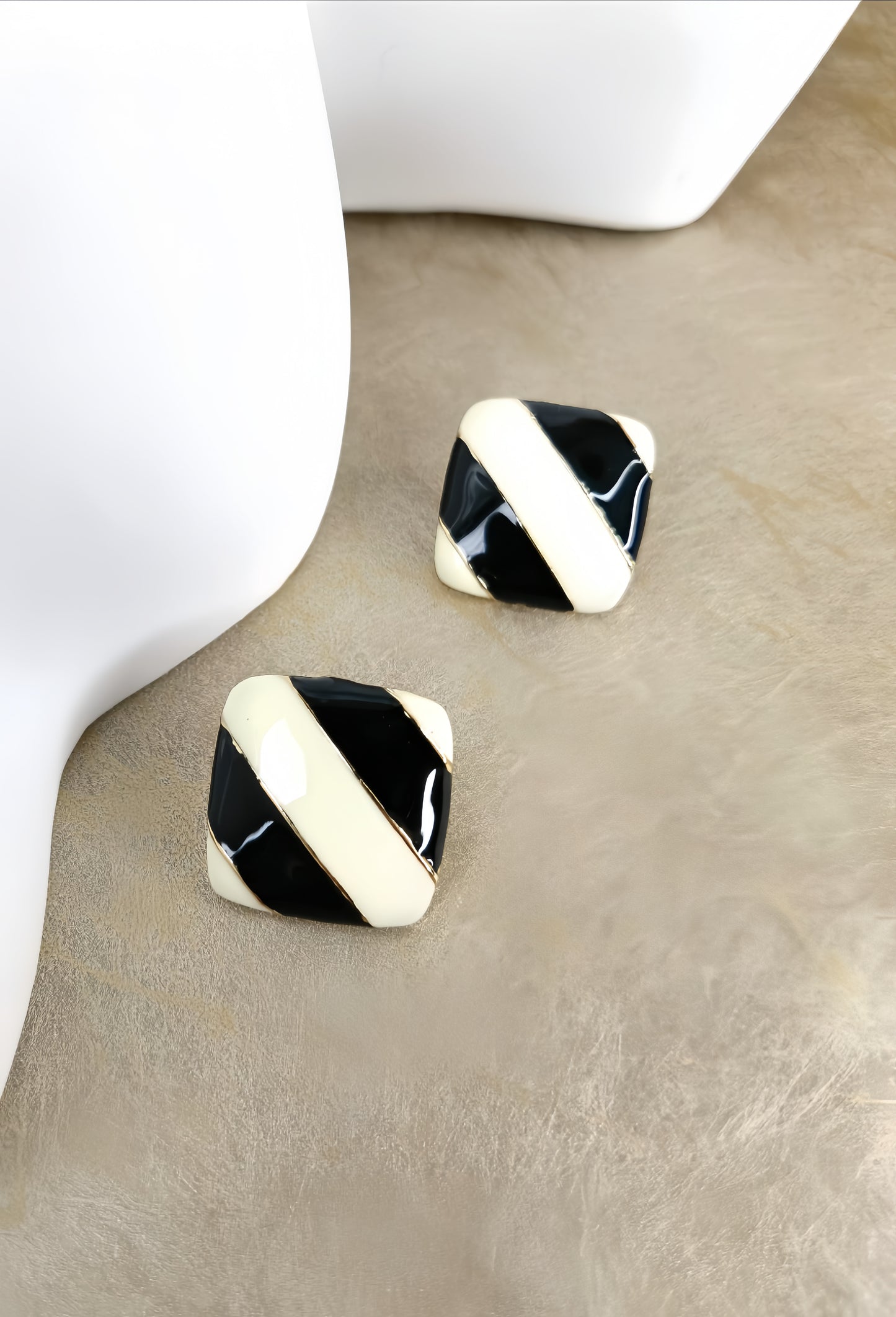 Black and Ivory Colored Enamel Earring (piano key design)